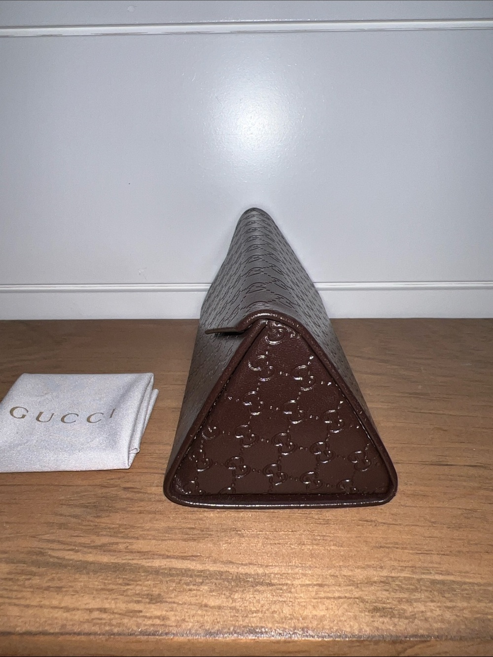 Gucci Brown Monogram Collapsible Eyewear Case with Light Gray Interior - Picture 10 of 13